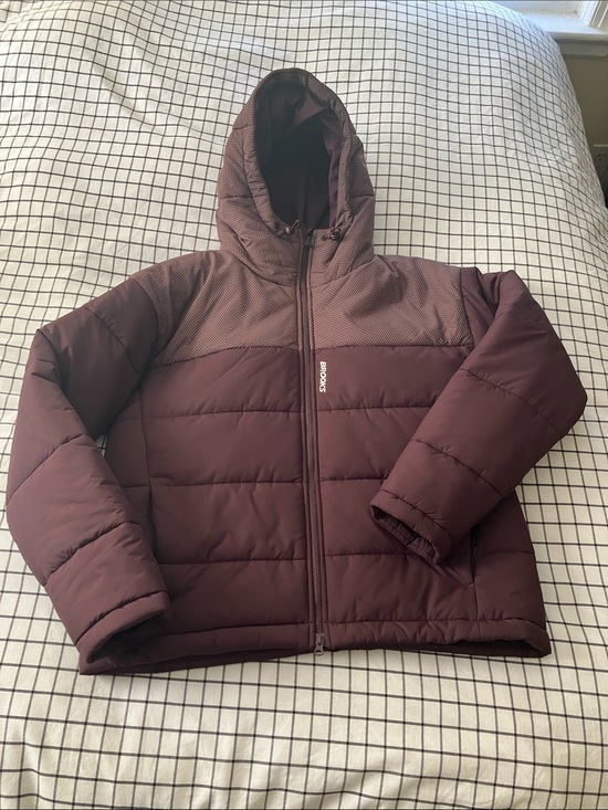Brooks Jackets & Blazers - NWOT BROOKS PUFFY JACKET